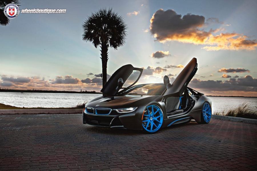  BMW i8 on HRE Wheels 2014 года  (фото 2 из 12)